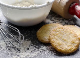 Jak podawać desery lodowe?