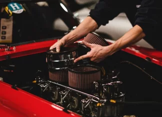 Części oryginalne czy zamienniki? Koszt posiadania maszyny w perspektywie pięciu lat 011-oryginaly-czy-zamienniki-koszt-posiadania.webp